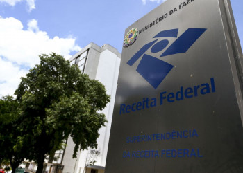 Receita Federal realiza fiscalização no centro e nos Correios da cidade de Parnaíba/PI